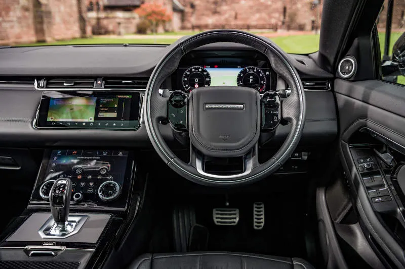 Desain Interior Mobil