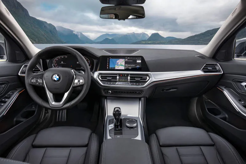 Desain Interior Mobil