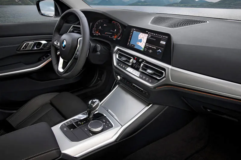 Desain Interior Mobil