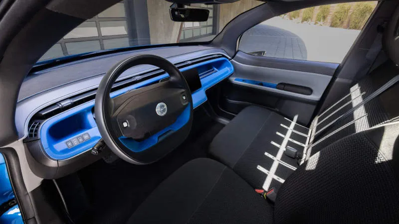 Desain Interior Mobil