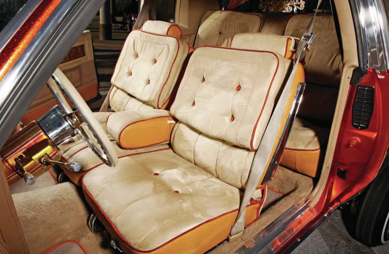 Desain Interior Mobil
