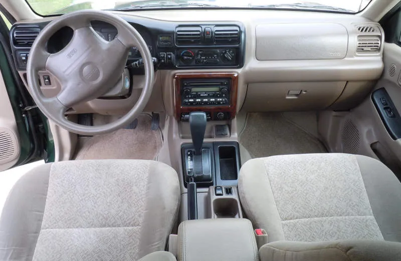 Desain Interior Mobil