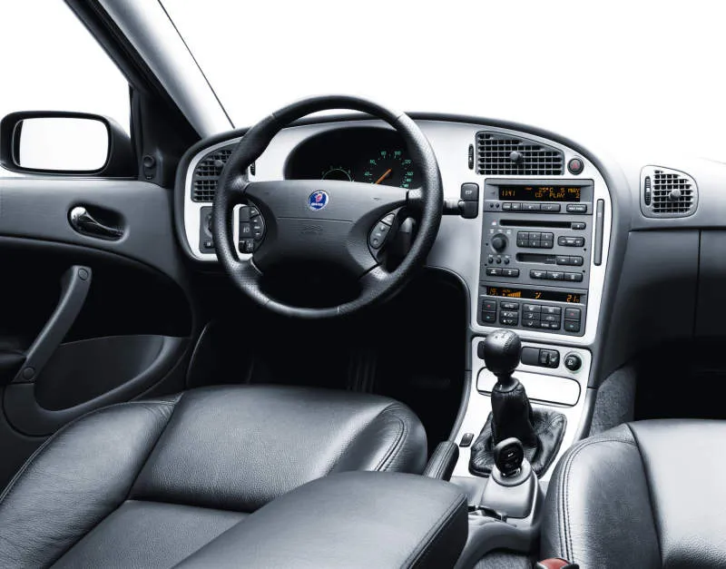 Desain Interior Mobil