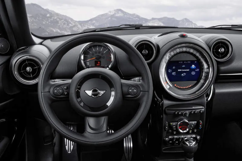 Desain Interior Mobil