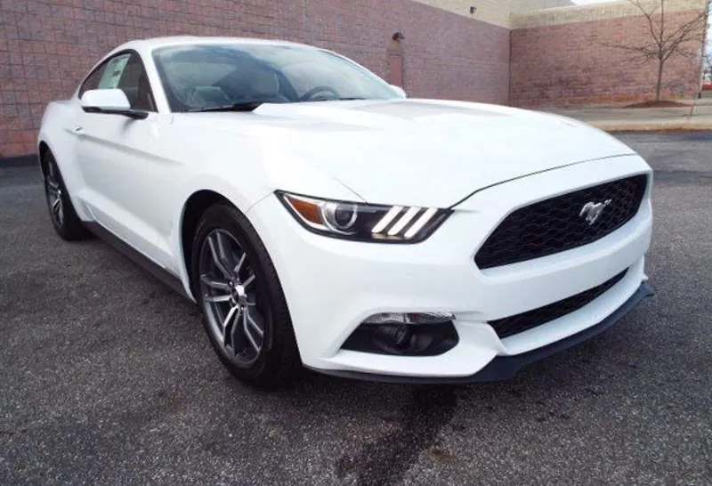 Ford Mustang EcoBoost Iconic Silver