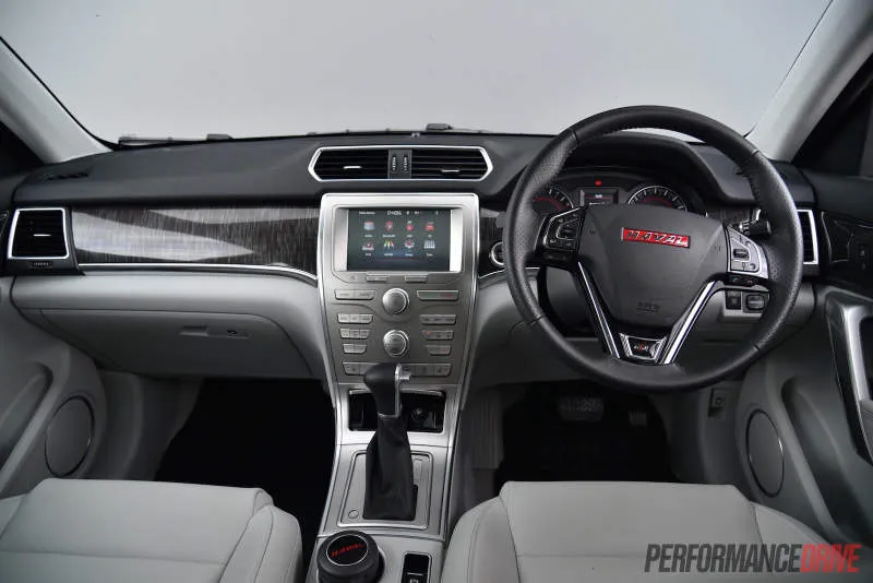 Desain Interior Mobil