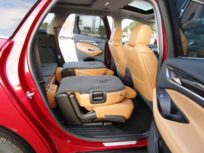 Desain Interior Mobil