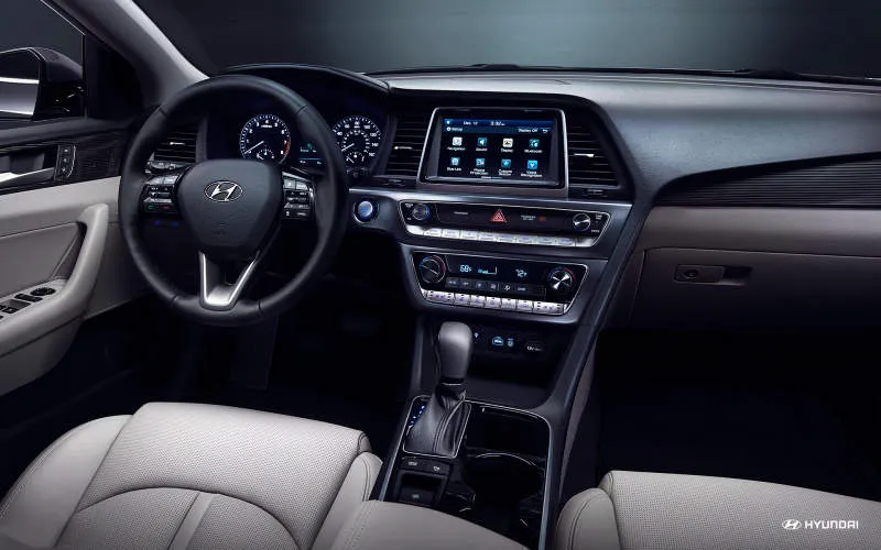 Desain Interior Mobil