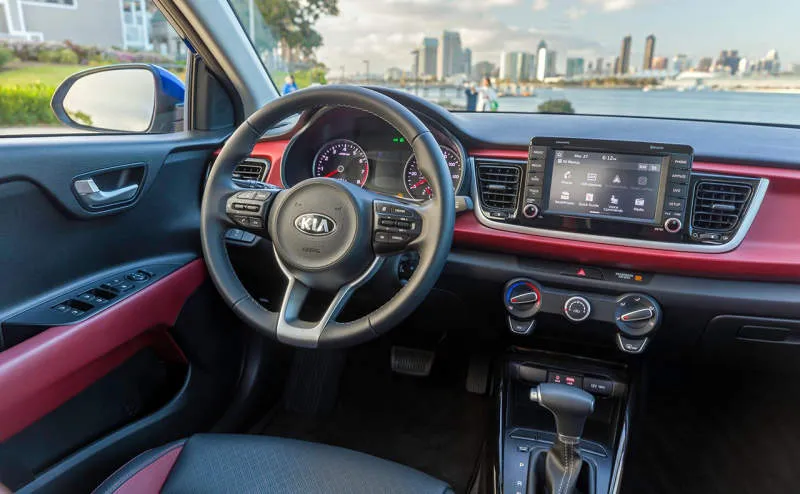 Desain Interior Mobil