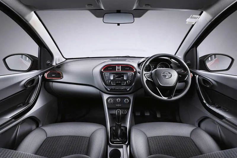Desain Interior Mobil