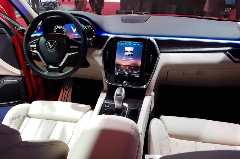 Desain Interior Mobil