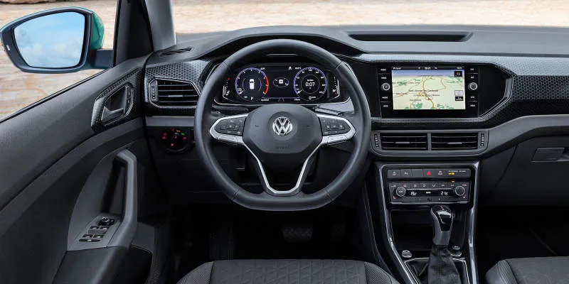 Desain Interior Mobil