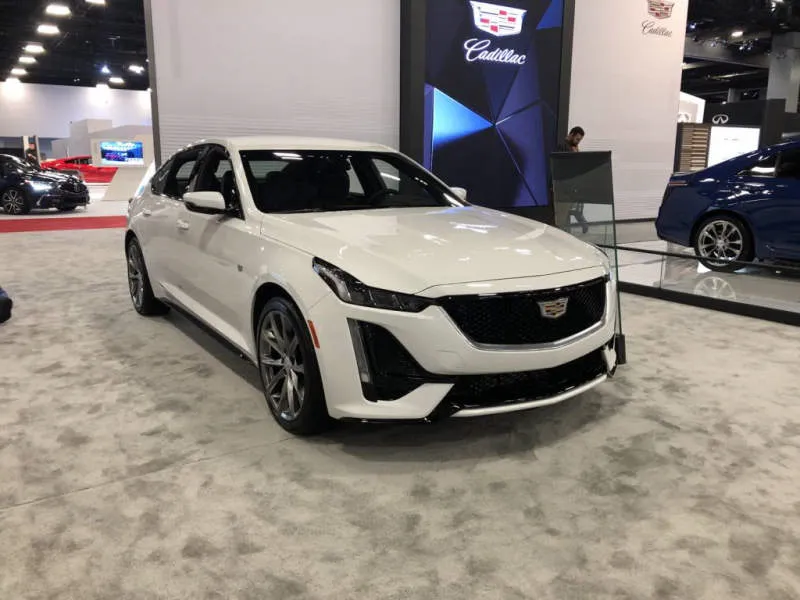 Cadillac CT5 Black Raven