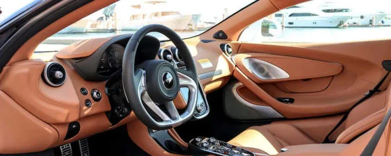Desain Interior Mobil
