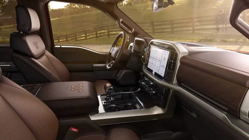 Desain Interior Mobil