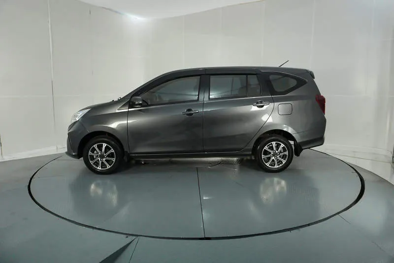 Daihatsu Sigra Merah