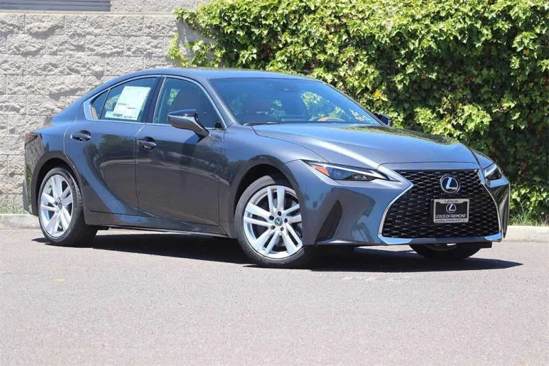 Lexus IS 300 Atomic Silver