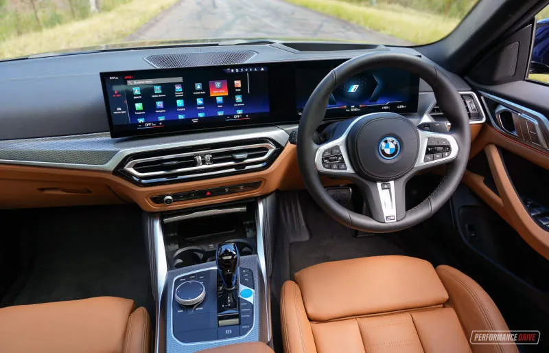 Desain Interior Mobil
