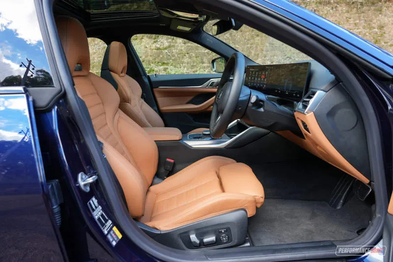 Desain Interior Mobil