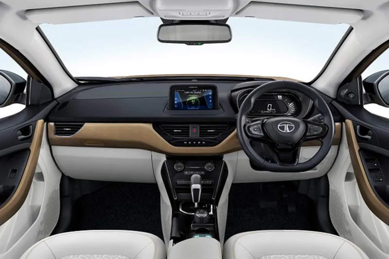 Desain Interior Mobil