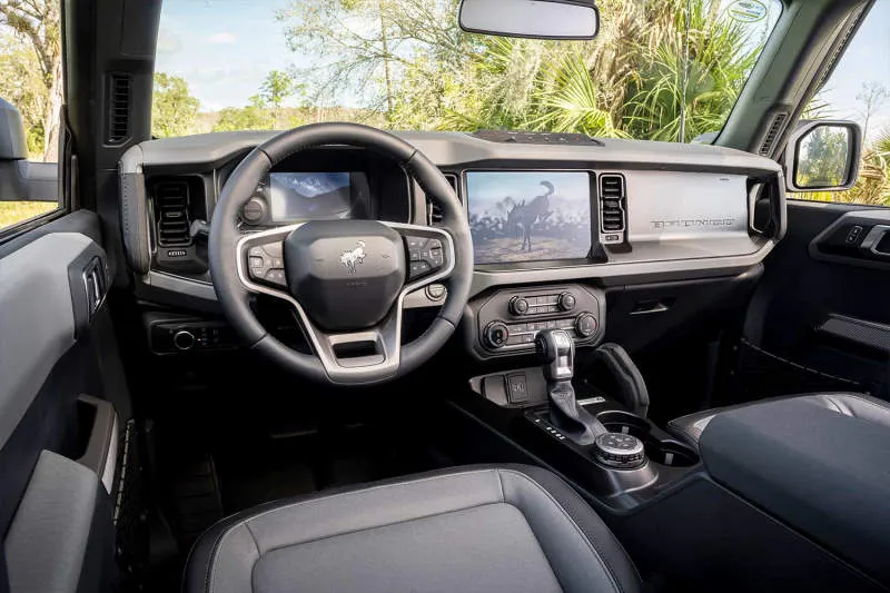 Desain Interior Mobil