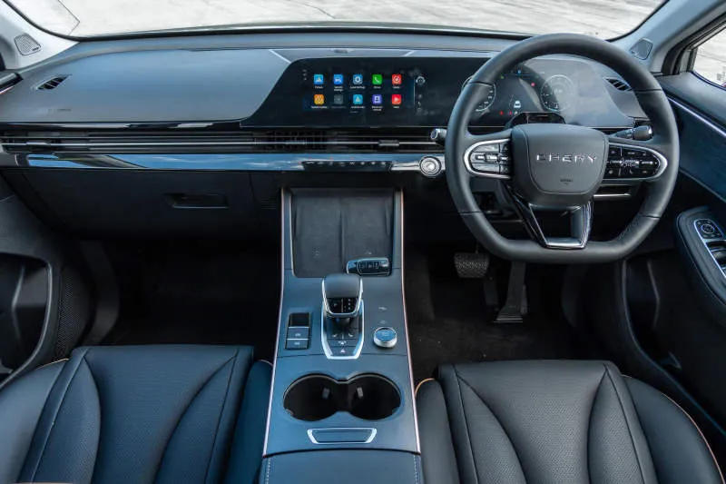 Desain Interior Mobil