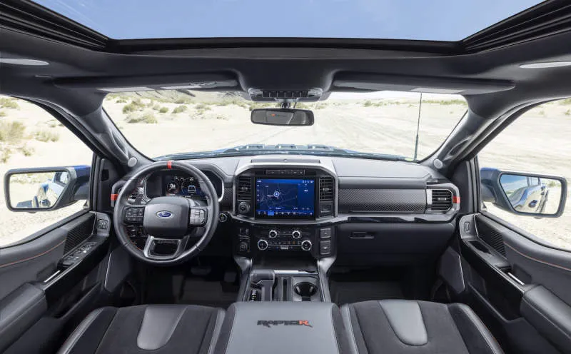 Desain Interior Mobil