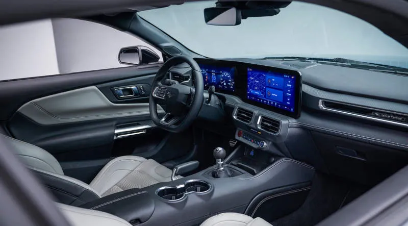Desain Interior Mobil