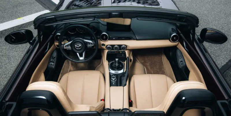 Desain Interior Mobil