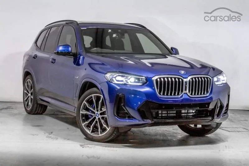 BMW X3 xDrive30e Abu-abu Mineral