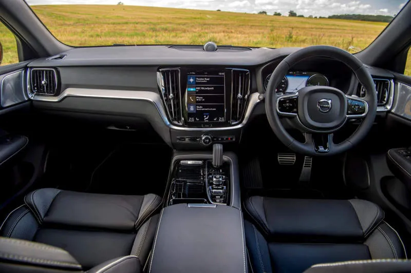 Desain Interior Mobil