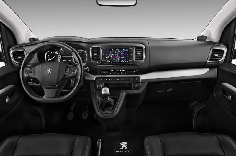 Desain Interior Mobil