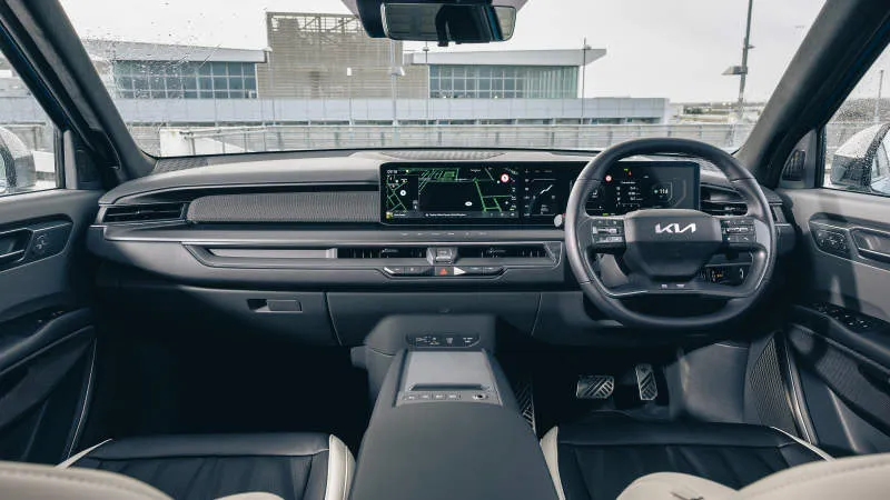 Desain Interior Mobil