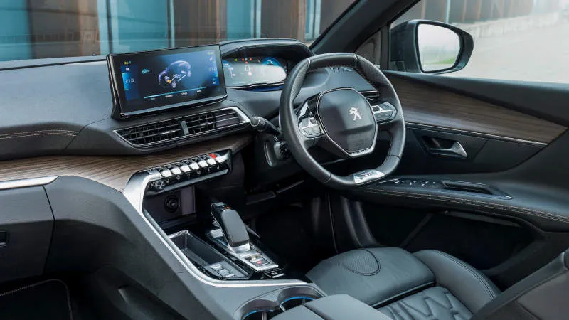 Desain Interior Mobil