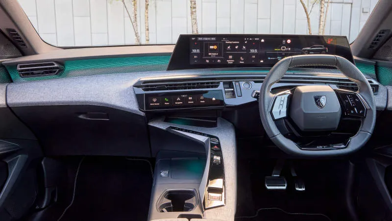 Desain Interior Mobil