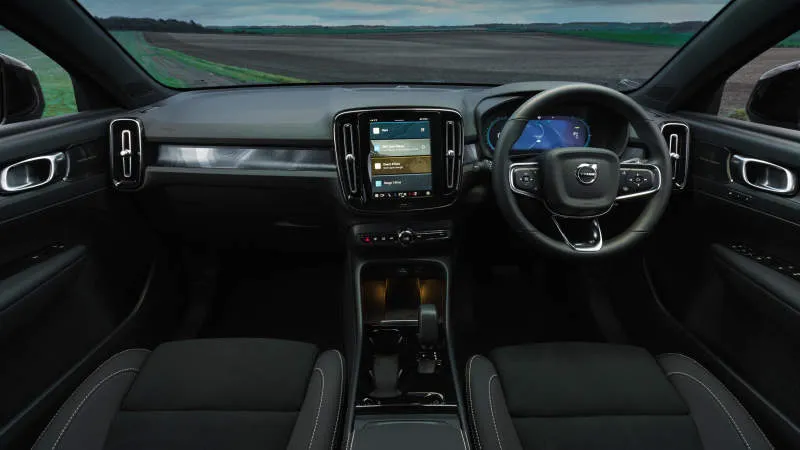 Desain Interior Mobil