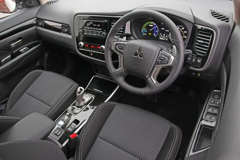 Desain Interior Mobil