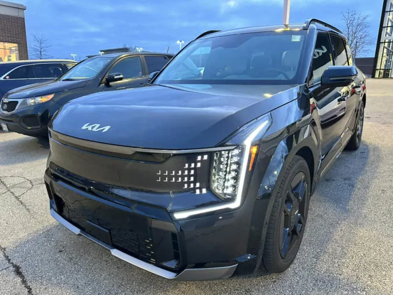 Kia EV9 GT-Line Pebble Gray