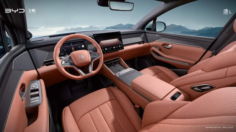 Desain Interior Mobil