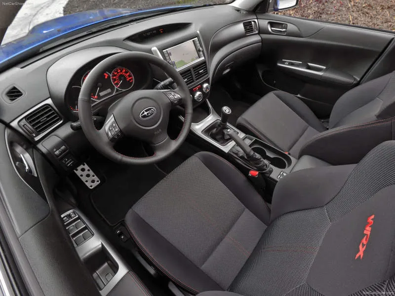 Desain Interior Mobil