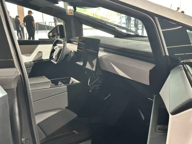 Desain Interior Mobil