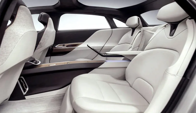 Desain Interior Mobil