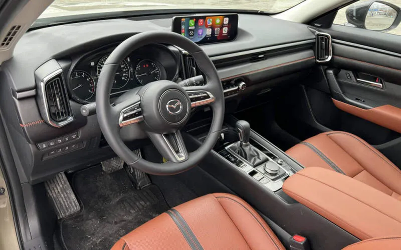 Desain Interior Mobil