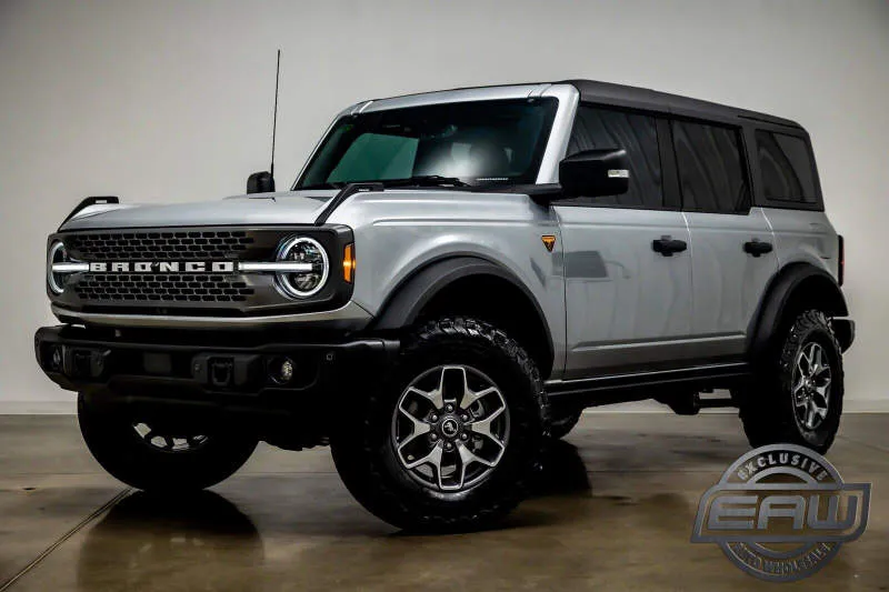 Ford Bronco Hot Pepper Red Tinted Clearcoat Metallic