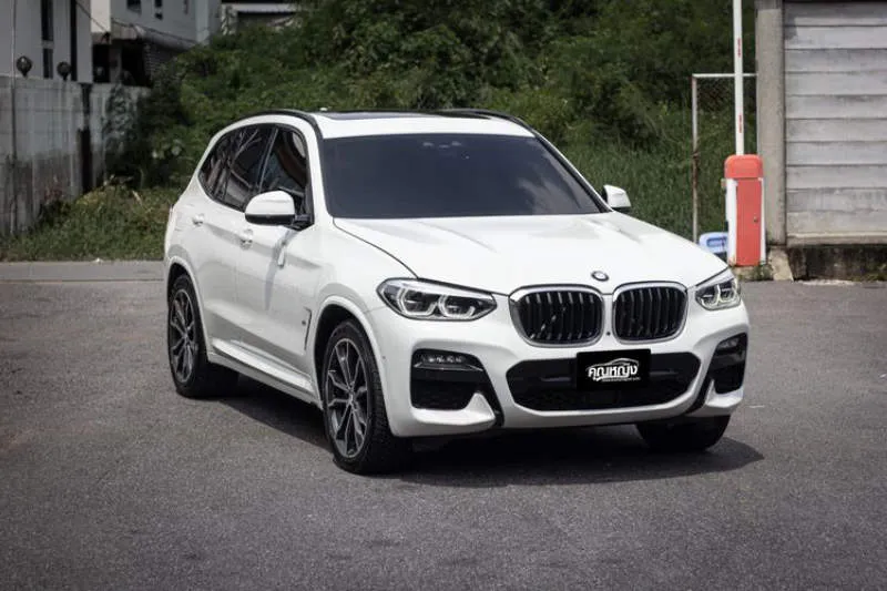 BMW X3 xDrive30e M Sport Abu-abu