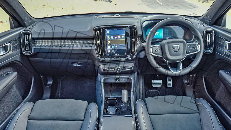 Desain Interior Mobil