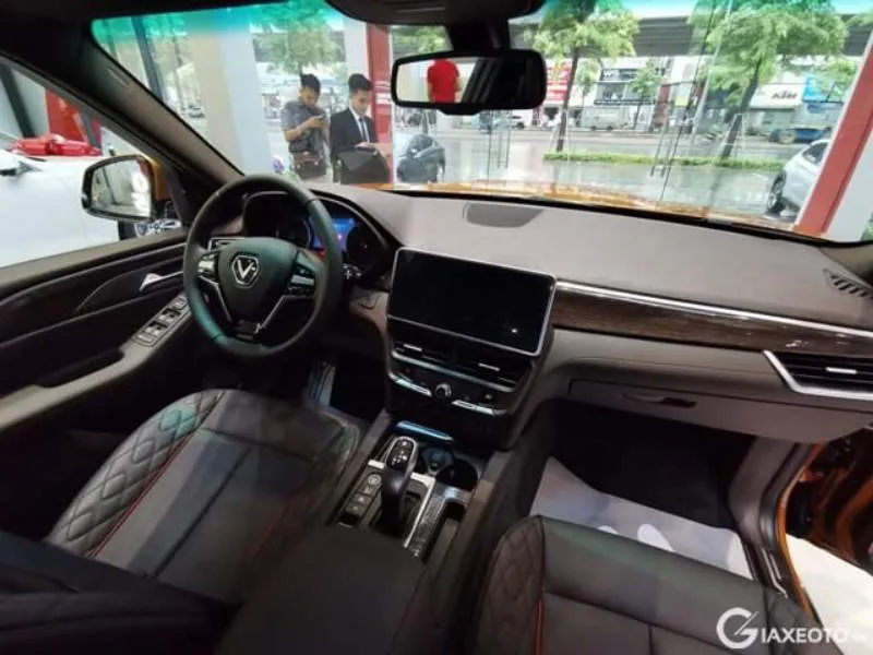 Desain Interior Mobil