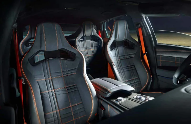 Desain Interior Mobil