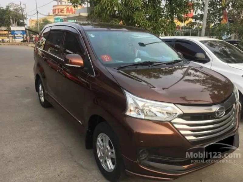 Neta S Hitam Malam