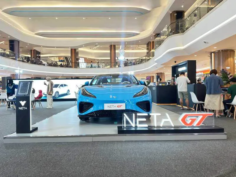 Neta GT White